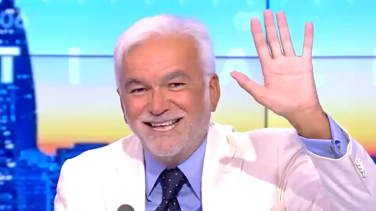 Pascal Praud tance l’Arcom (et salue Sonia Mabrouk) pour son retour à l’antenne sur CNews