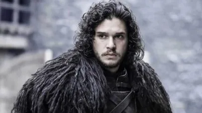 Kit Harington substitui Nicholas Hoult como Gilderoy Lockhart na série de ‘Harry Potter’