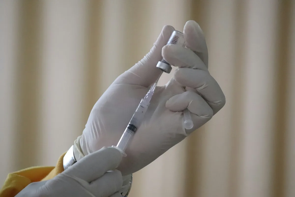 Após morte por difteria na Itália, médicos reforçam importância da vacina