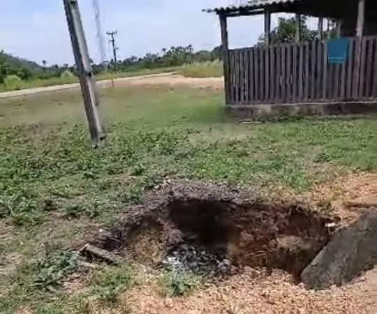 Escola no Km 75, em Caracaraí (RR), é alvo de denúncias de pais por falta de estrutura e riscos à saúde de alunos