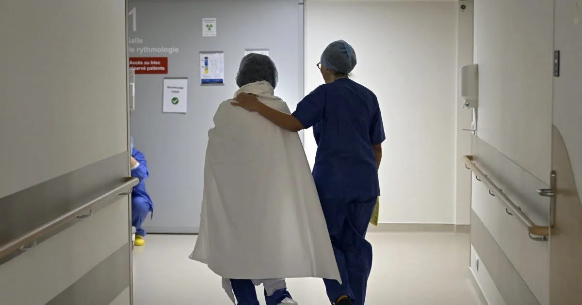 Royaume-Uni. Devenue multi-millionnaire, une infirmière vient aider bénévolement son ancien service