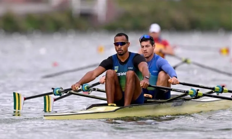 Brasil garante final por medalhas no Double Skiff peso leve no Mundial
