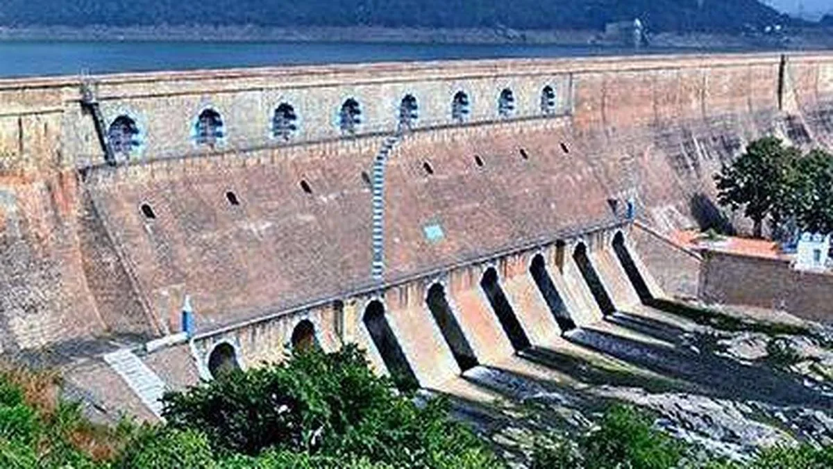 Water level in Mettur Dam stands at 83.77 feet