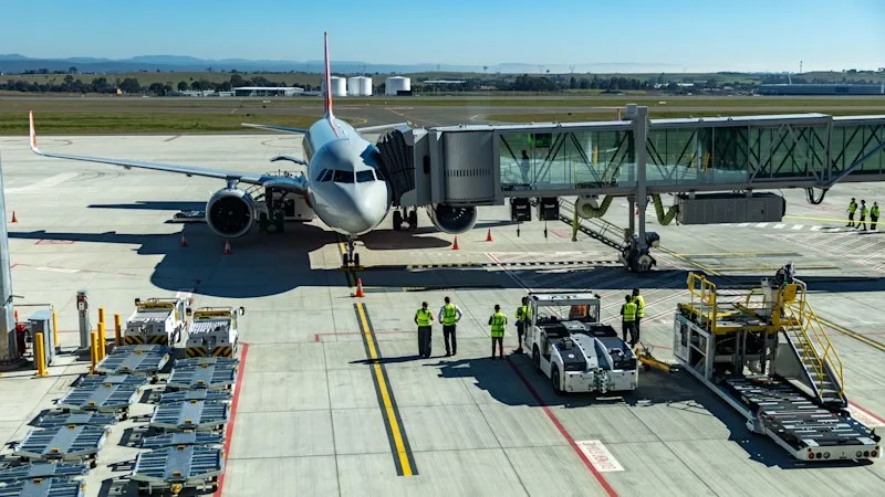 Jetstar’s first flight to Western Sydney Airport arrives early