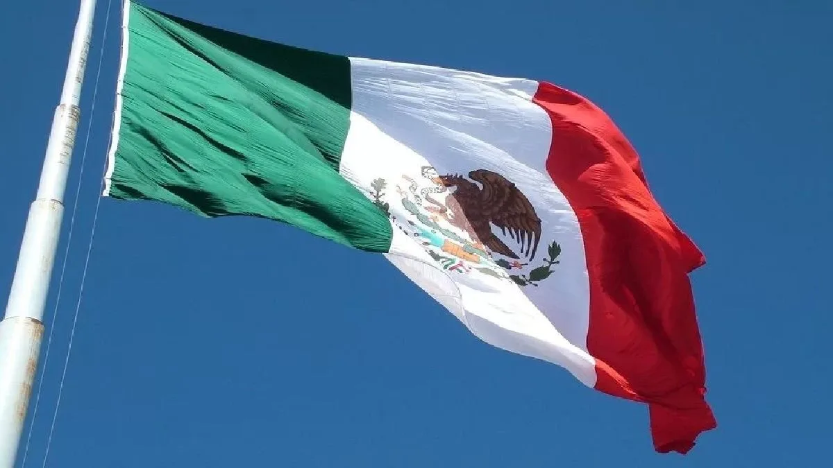 México aumenta gasto turístico en junio, aunque bajan las llegadas por avión