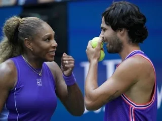 US Open. Alcaraz et Williams éliminés en quarts du double mixte, Federer dit « merci » à New York