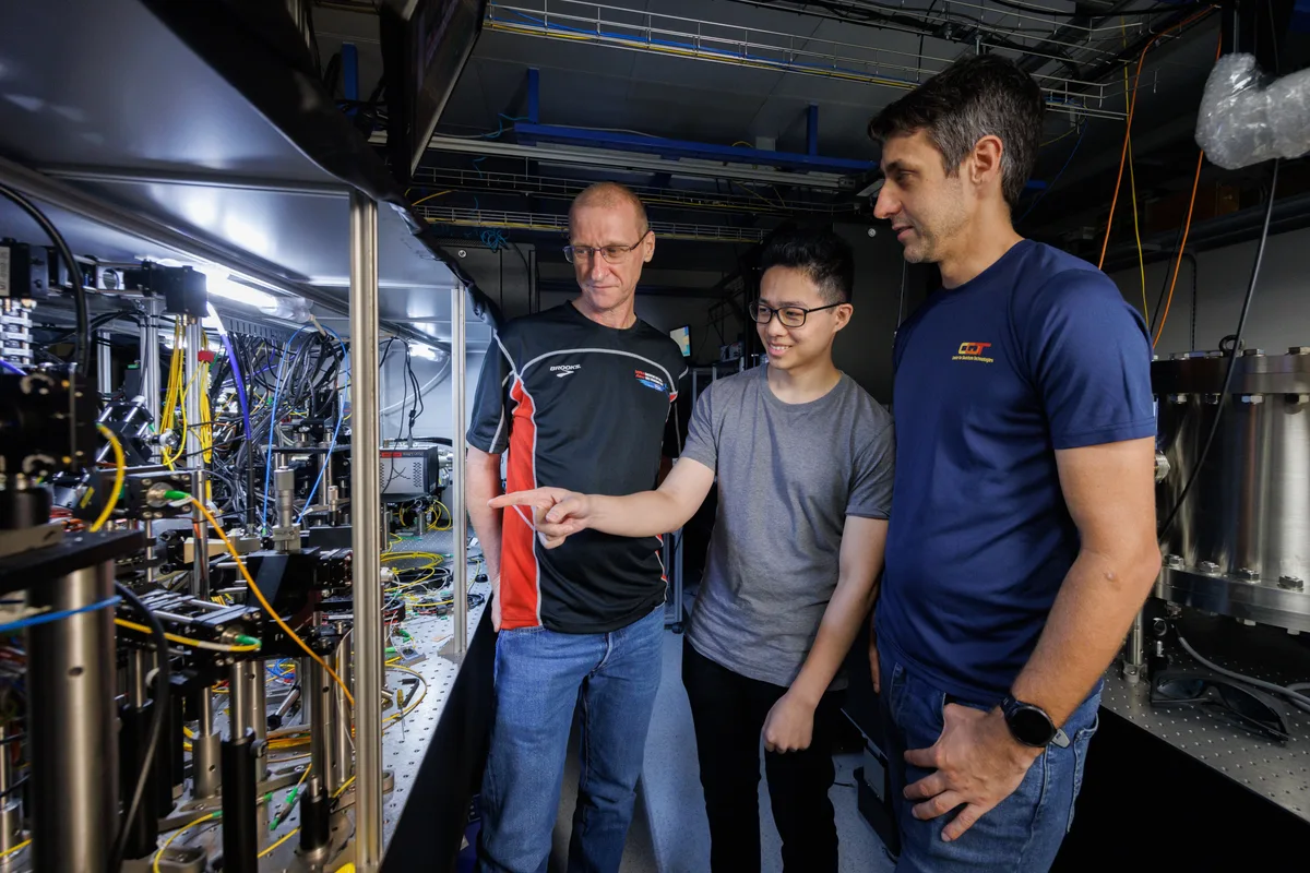 Cientistas criam relógio ultrapreciso para redefinir medição do tempo no mundo