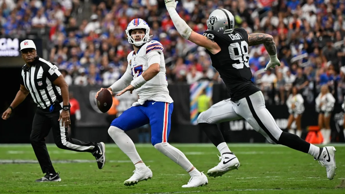NFL Live Tracker: Bills vs. Raiders