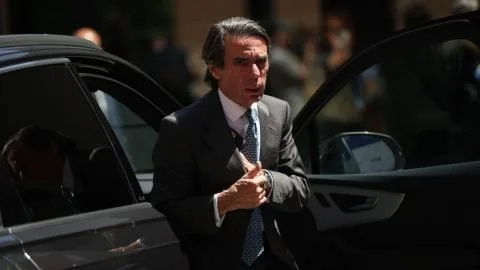 Aznar llega a Ceuta arrastrando los recuerdos del islote Perejil