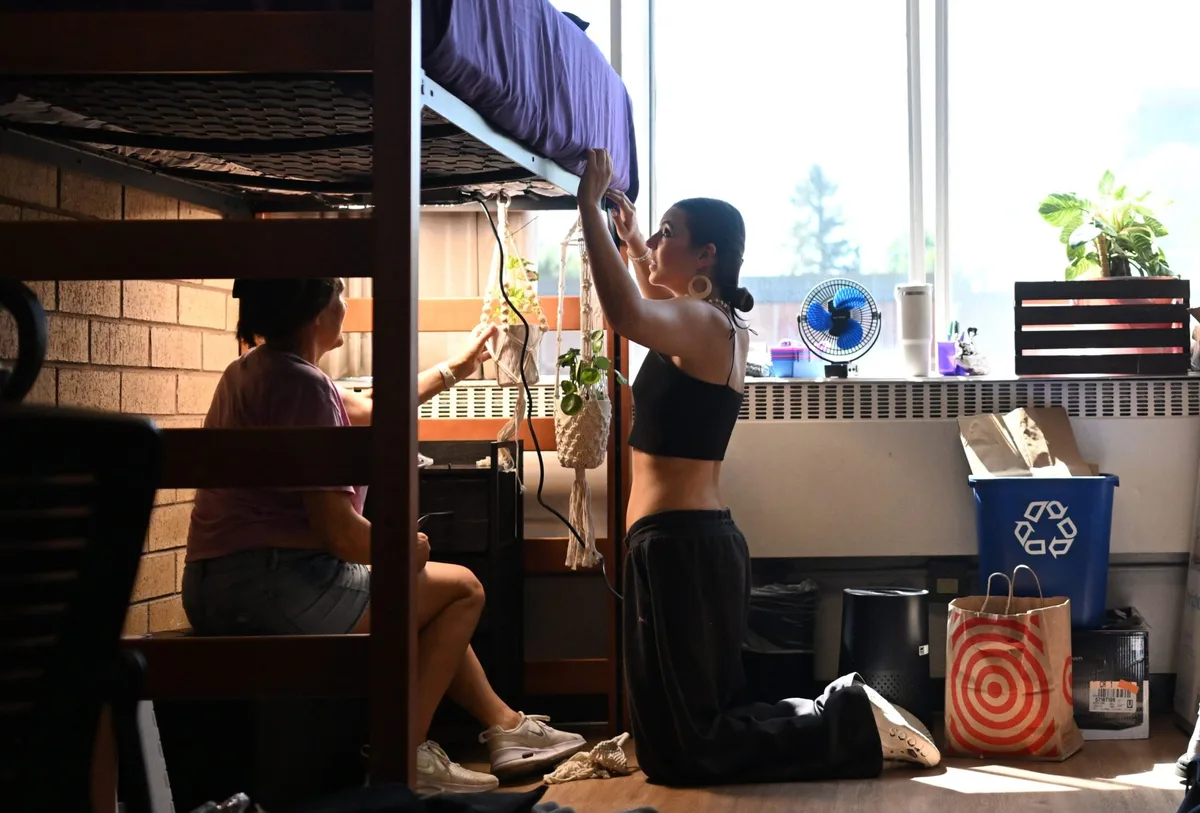 Parents cough up thousands decorating their kids’ dorms even as total college costs hit six figures a year