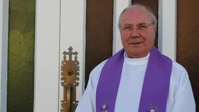 Morreu o Monsenhor Domingos Ferreira de Araújo, antigo pároco das Caxinas