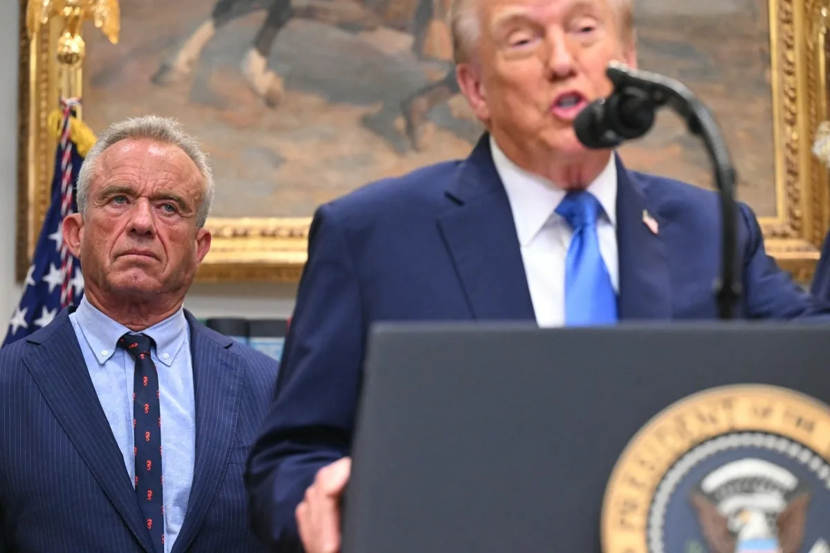 Sanitarista Gonzalo Vecina analisa a estupidez trumpista de restringir a vacinação das crianças americanas