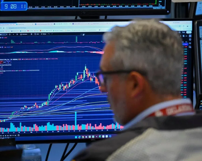 The bond market is hot! Should Australians be worried?