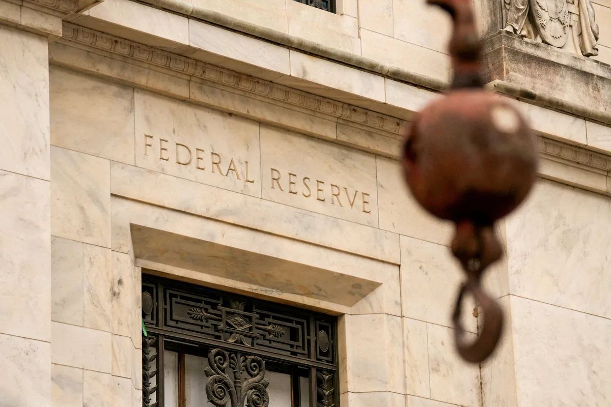 El Ibex pierde los 20.000 pero salva agosto con un alza del 1%