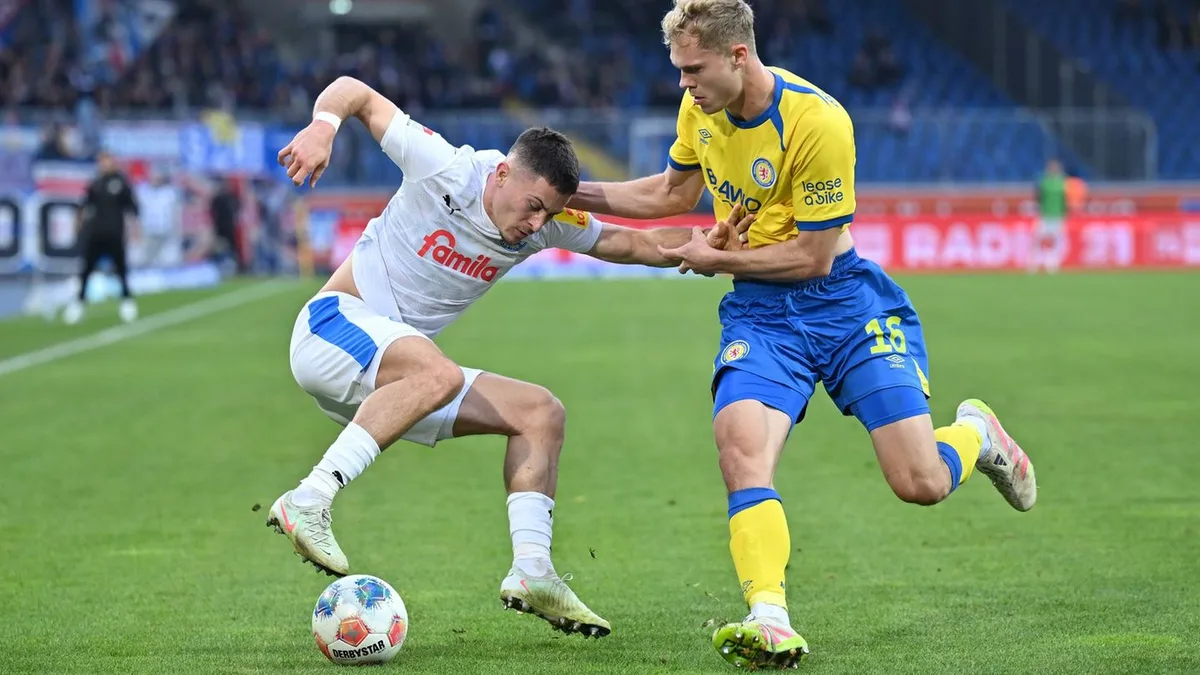 2. Fußball-Bundesliga: Kurz vor Transferschluss: Braunschweig baut Abwehr um