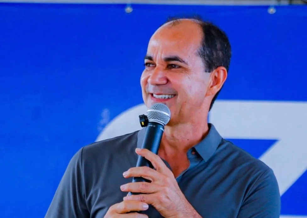 Zequinha e o preço de ter lado