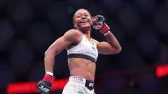 'If I can make it out, you can too,' says Dyer before UFC fight