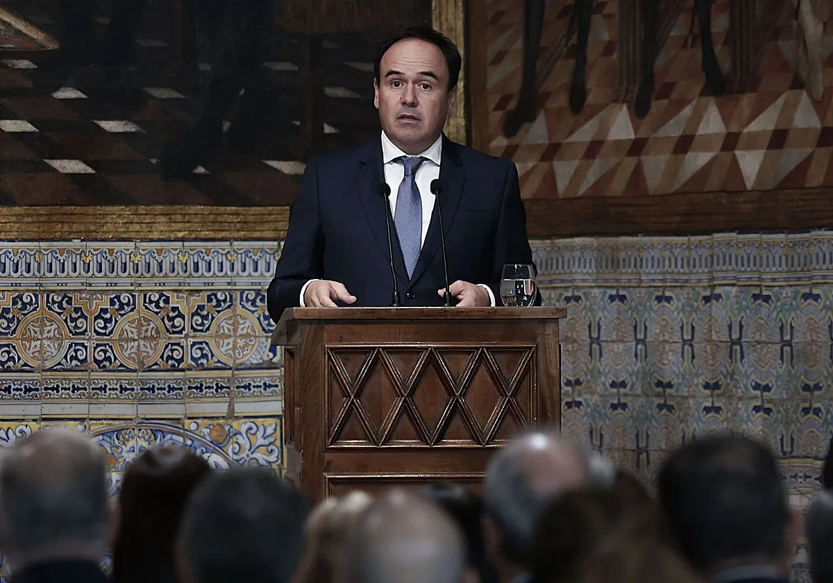 Llorca reivindica la «voz propia» de los valencianos en su día: «No aceptamos ser menos»