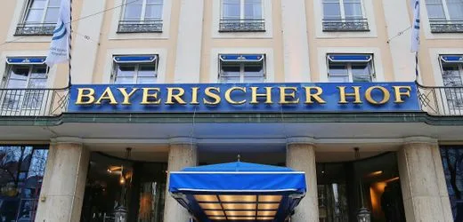 Münchner Sicherheitskonferenz: Helga Maria Schmid und Jens Stoltenberg leiten künftig gemeinsam