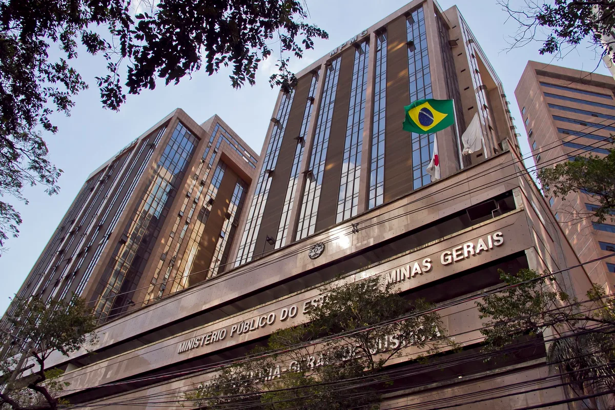 Após ser solto pela Justiça, homem ligado ao PCC vira foragido em Governador Valadares
