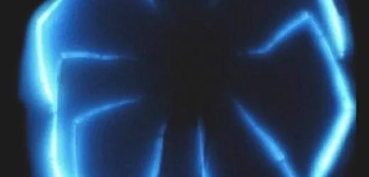 Australische Tiefseespinne strahlt überirdisch blau