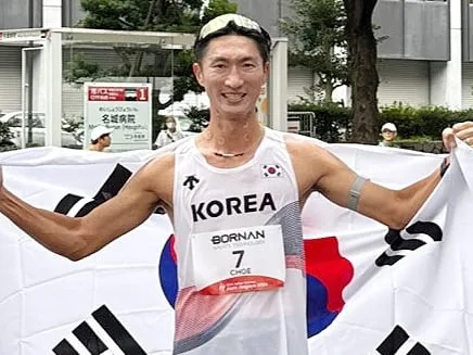 ‘4수’ 만에 이룬 메달… 육상 첫날 男경보 최병광 동메달 수확
