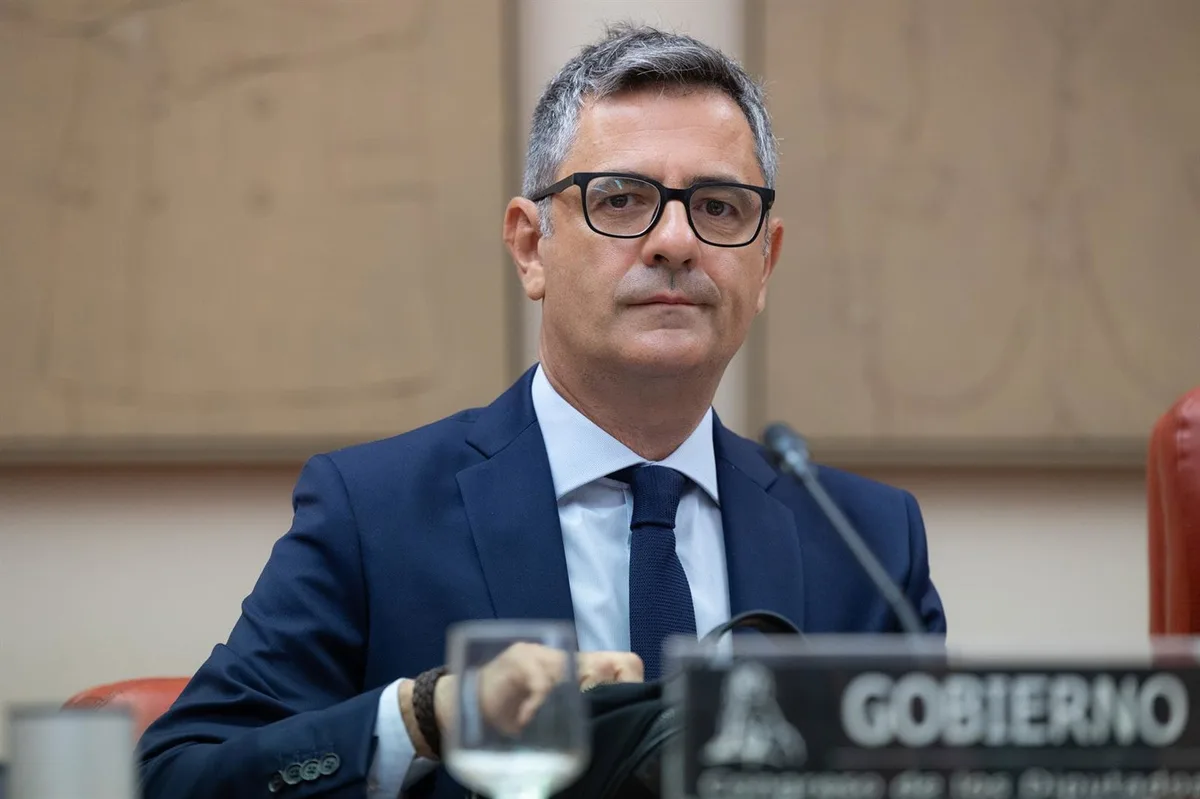 Bolaños recalca que Sánchez ha visitado cuatro veces Ceuta mientras Aznar sólo va ahora como expresidente