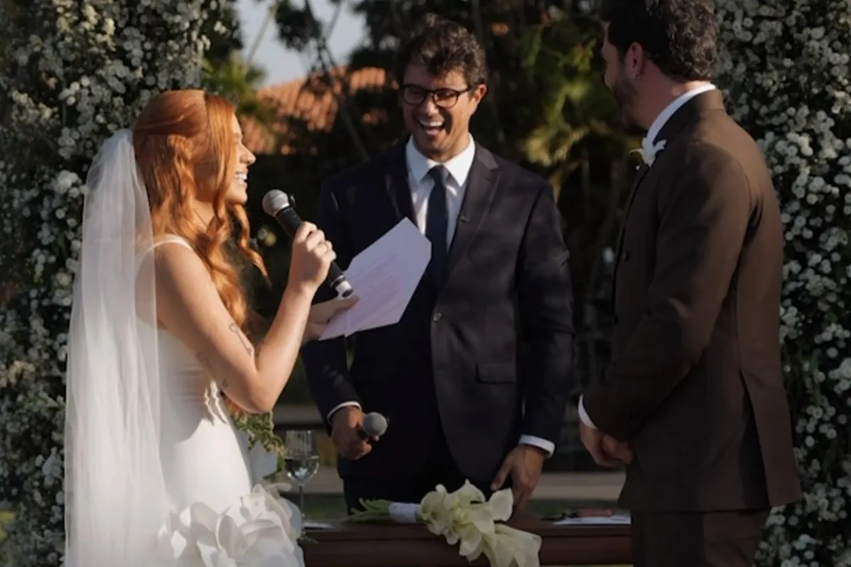 Viih Tube revela coisas que deram errado em seu casamento: "Foi Deus"