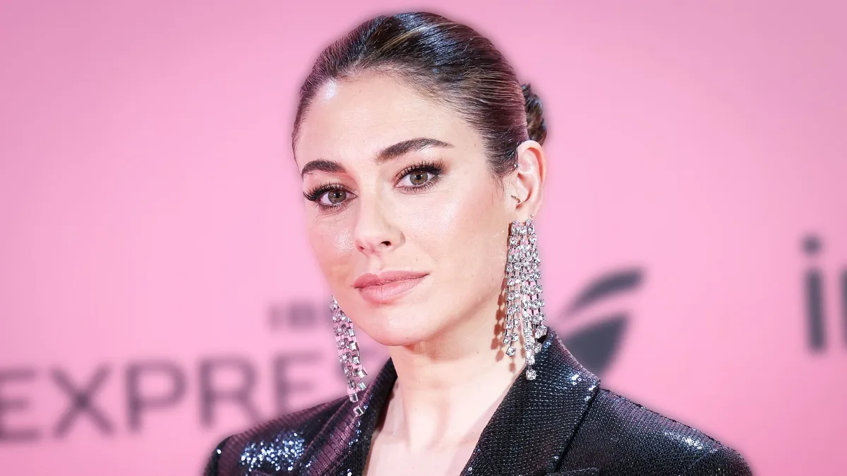 Ángel Rodríguez, maquillador, sobre cómo Blanca Suárez destaca sus ojos: "Al utilizar un tono oscuro en la línea del agua, creamos un contorno que da profundidad a la mirada"