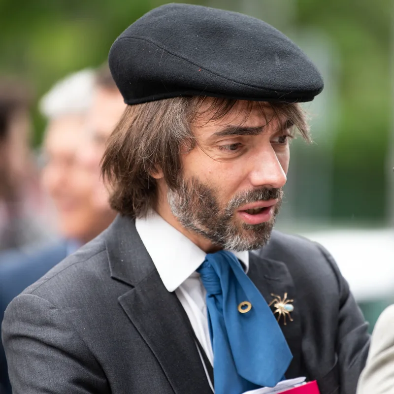 Actualité : "C'est un cataclysme" : Cédric Villani et 24 autres médaillés Fields se disent secoués par la percée mathématique de l'IA