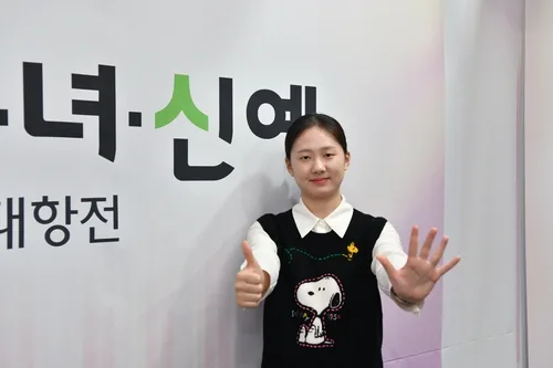 김은지, 파죽의 6연승 마무리…숙녀팀 지지옥션배 2연패 달성