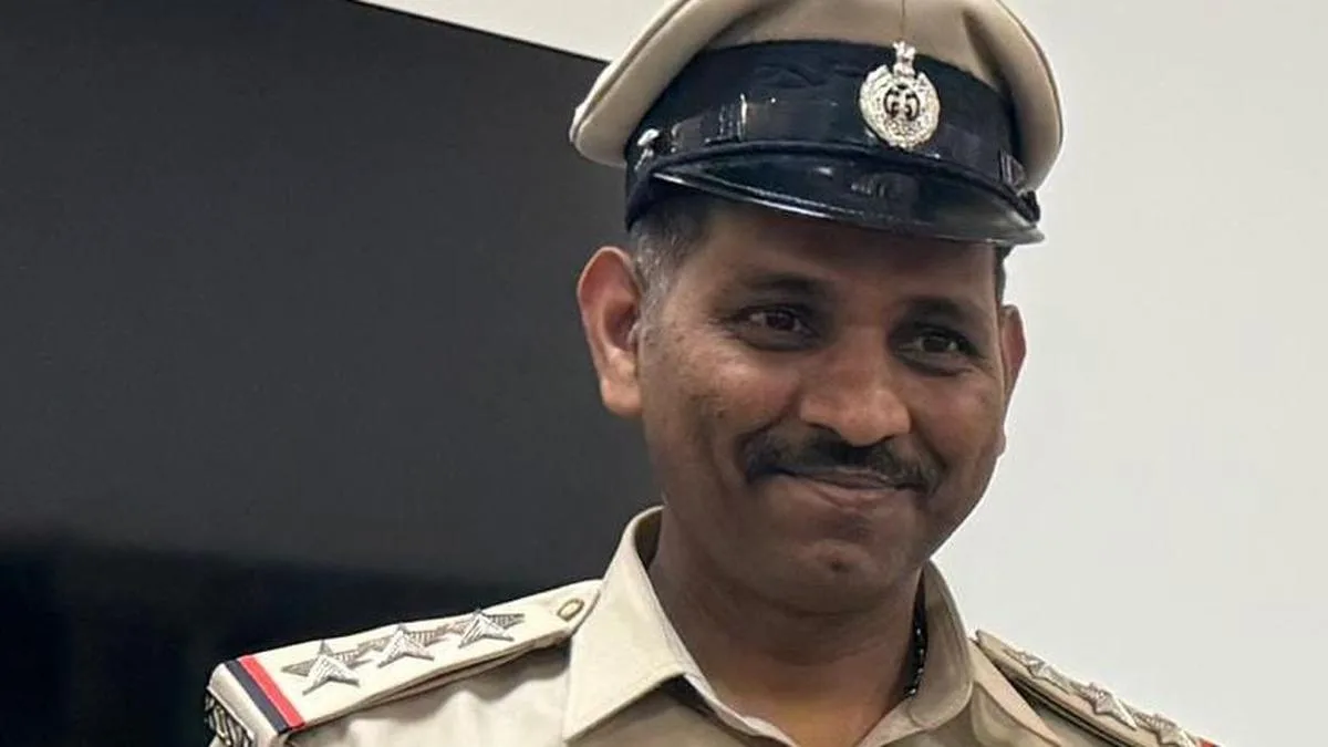 Bengaluru Police Inspector killed in road accident in Madhya Pradesh during cybercrime investigation
