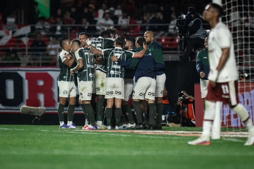 Coritiba empata com o São Paulo e fica no Top 3 de visitantes