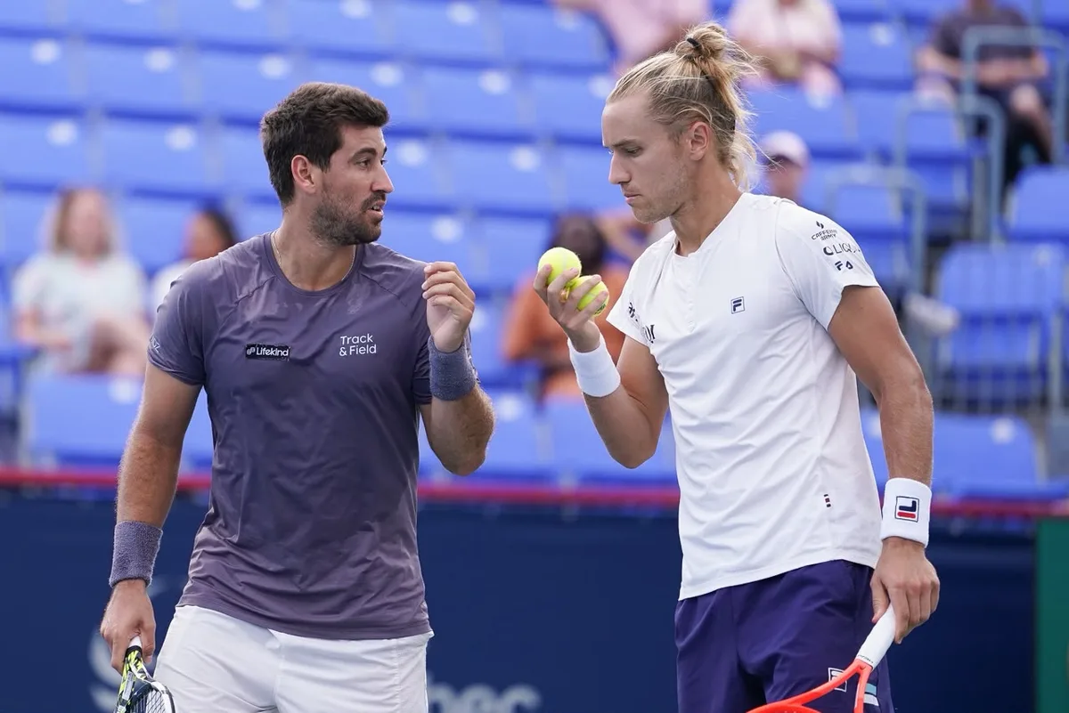 Luz e Matos batem favoritos e desafiam Melo e Zverev