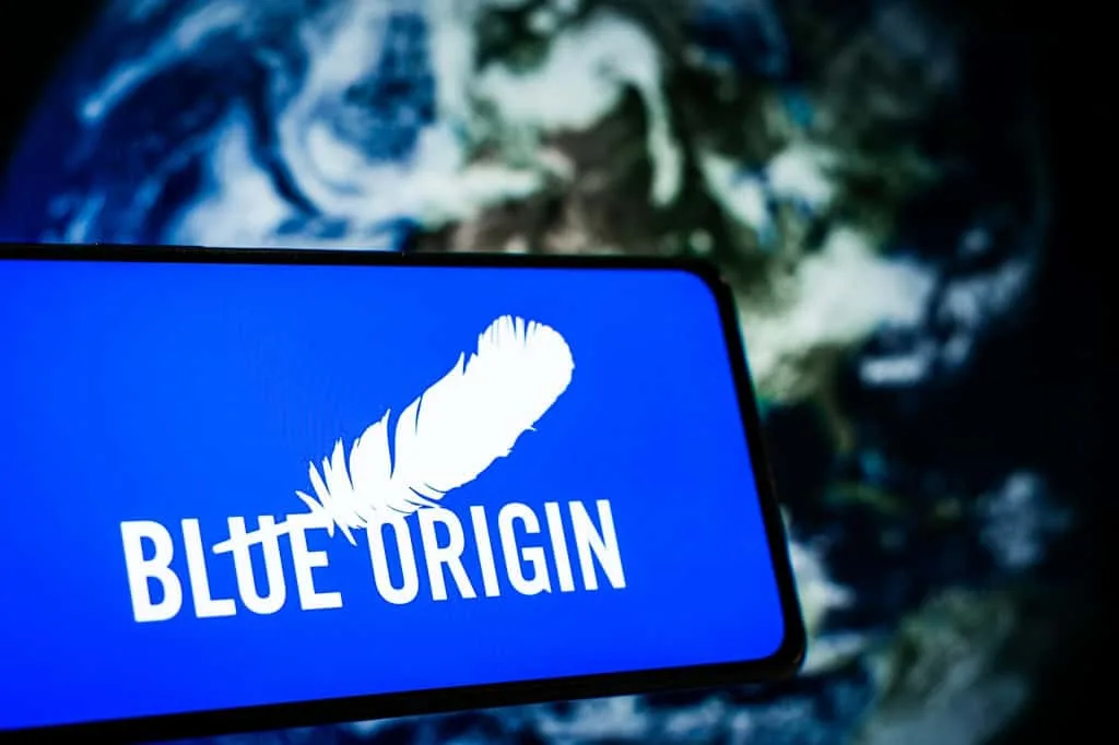 Rocket Lab contesta contrato de R$ 3,7 bilhões da NASA dado à Blue Origin
