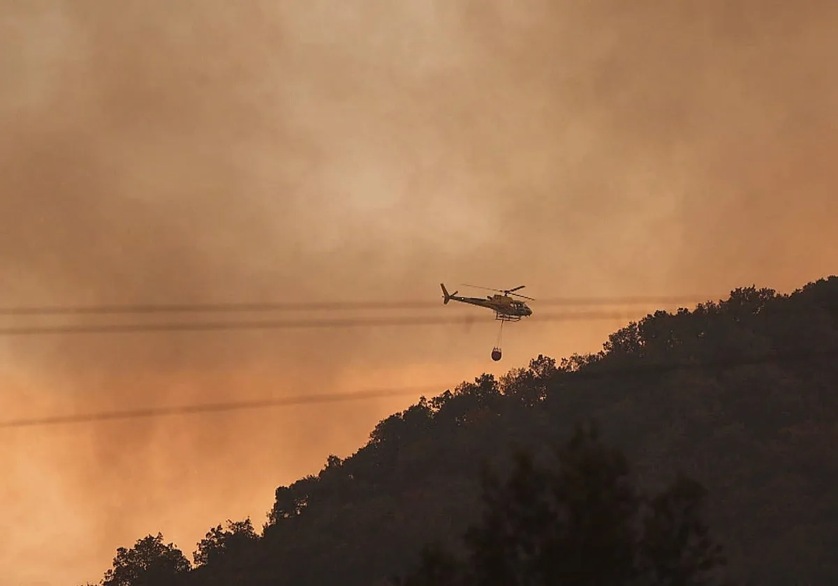 Castilla-La Mancha moviliza a 70 efectivos para luchar contra el incendio forestal de Huesca