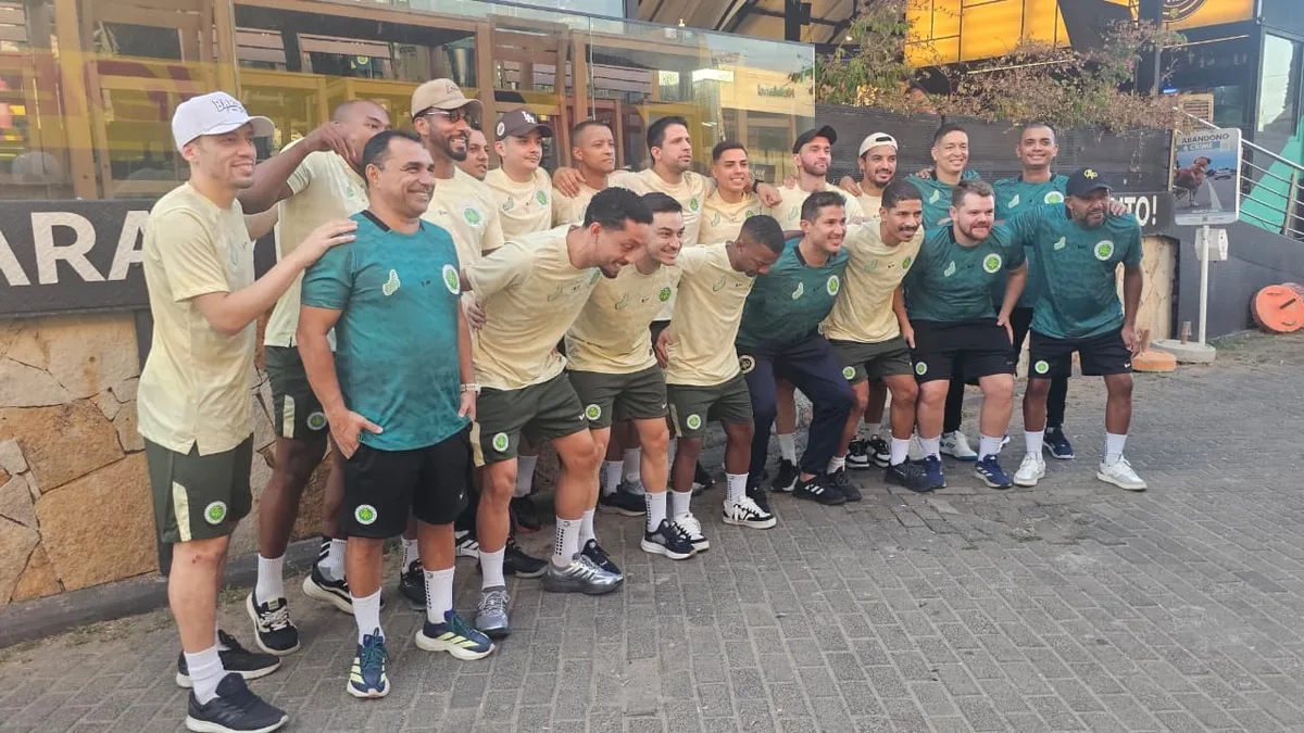 Atlético-PI embarca com 14 jogadores relacionados e tem desfalque de pivô para enfrentar o Traipu