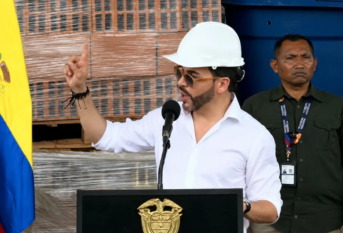 Abelardo de la Espriella reveló a partir de cuándo empezarán a entregar ayudas para las familias que perdieron su vivienda por el terremoto: “$1.050.000 durante tres meses”