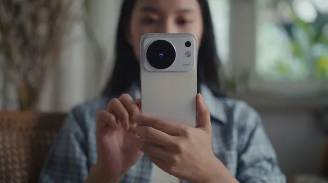 Protuberância dupla? Vivo X500 tem design revelado em detalhes em novo vídeo