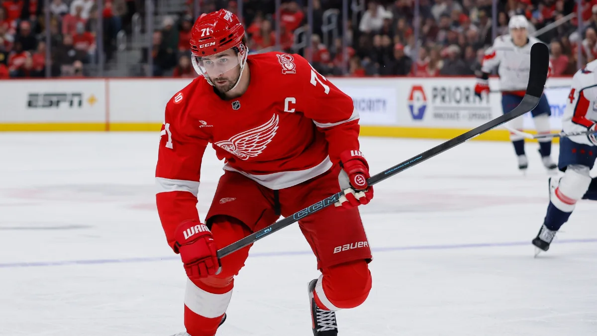 Red Wings’ Dylan Larkin relinquishes captaincy, will report to training camp