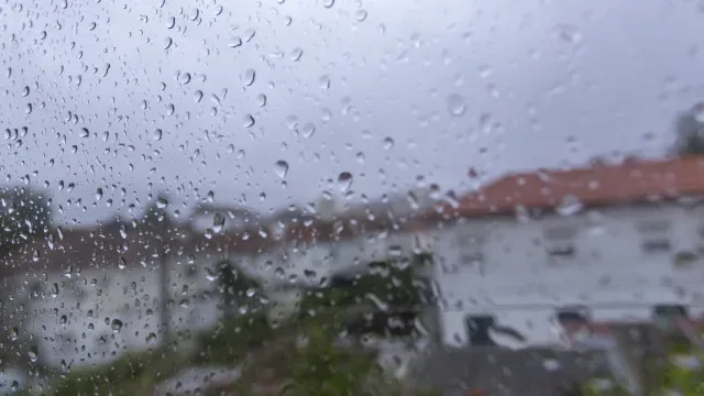 Quatro distritos do Norte a laranja devido à chuva forte (e granizo!)