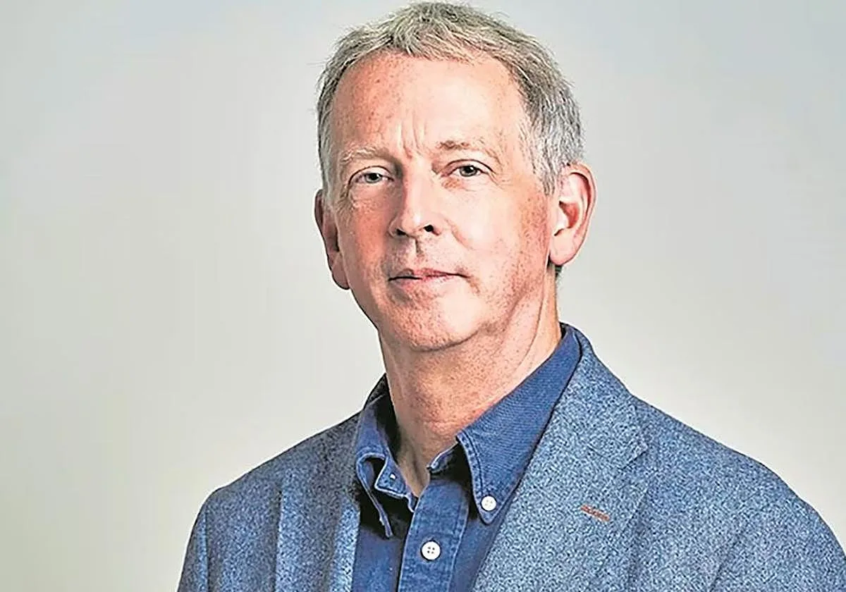 Dia nombra presidente a Jonathan Muir en sustitución de Benjamin J. Babcock