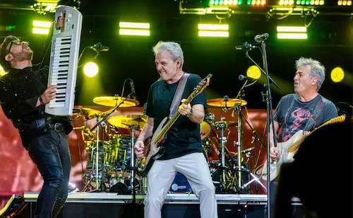 Previo a estreno de documental, Hombres G llenan de nostalgia al Auditorio Nacional; celebran 40 años de carrera