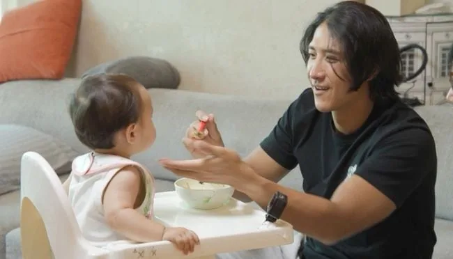 '자식바보 예고' 황재균, 조카 옷 100만원 결제 "여동생에겐 카드" ('전참시')
