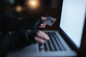 Banco é responsável por dados vazados em golpe da falsa central de atendimento