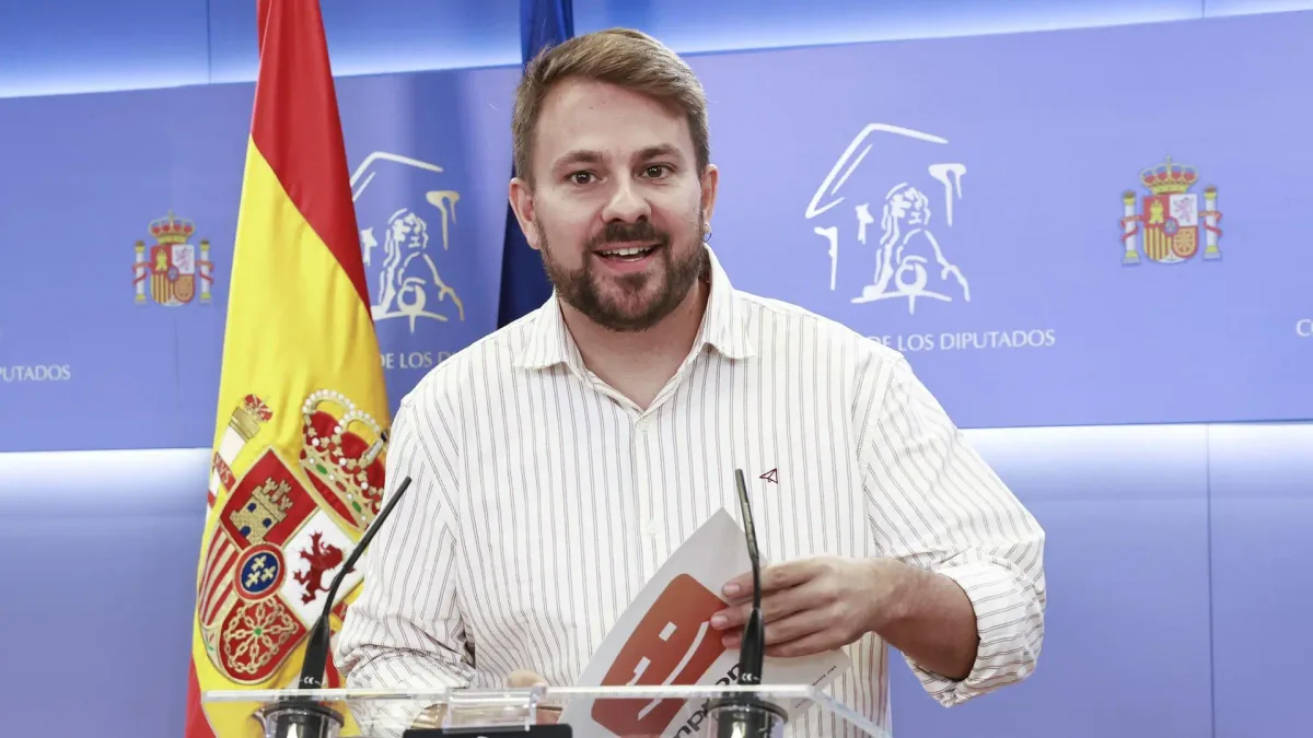 Sumar acusa al PSOE de "síndrome de Estocolmo" con el rey de Marruecos y cree que el presidente "llega tarde"