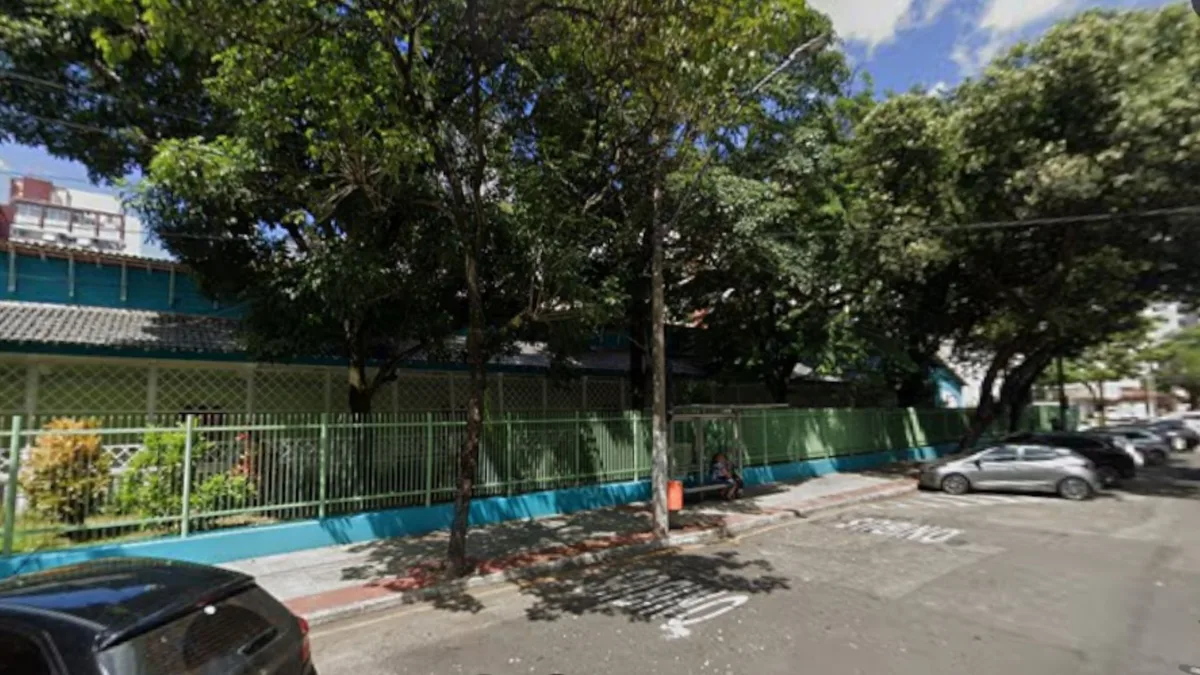 Aluno é apreendido após deixar colega gravemente ferido em escola de Vitória