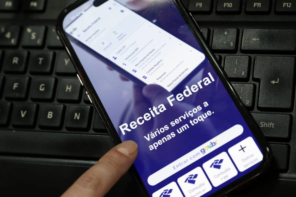 Receita abre consulta ao 4º lote do IR nesta segunda; veja como consultar
