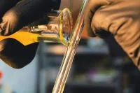 Cuia de chimarrão pode esconder bactérias e mofo invisíveis; veja como limpar corretamente