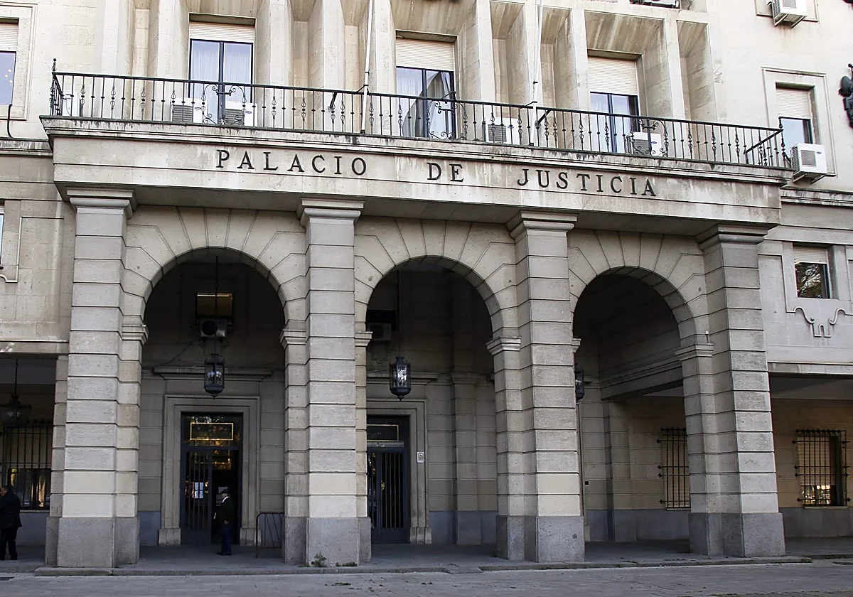 El acusado de llevar a su hija a intercambios de pareja se sentará en noviembre en el banquillo